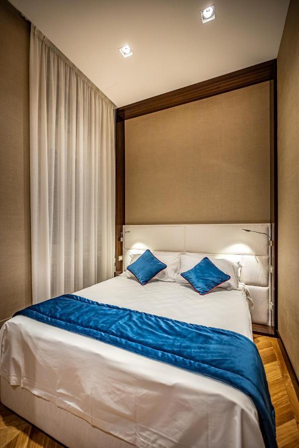Yid Santa Maria Novella Suites Apt With Balcony ฟลอเรนซ์ ภายนอก รูปภาพ