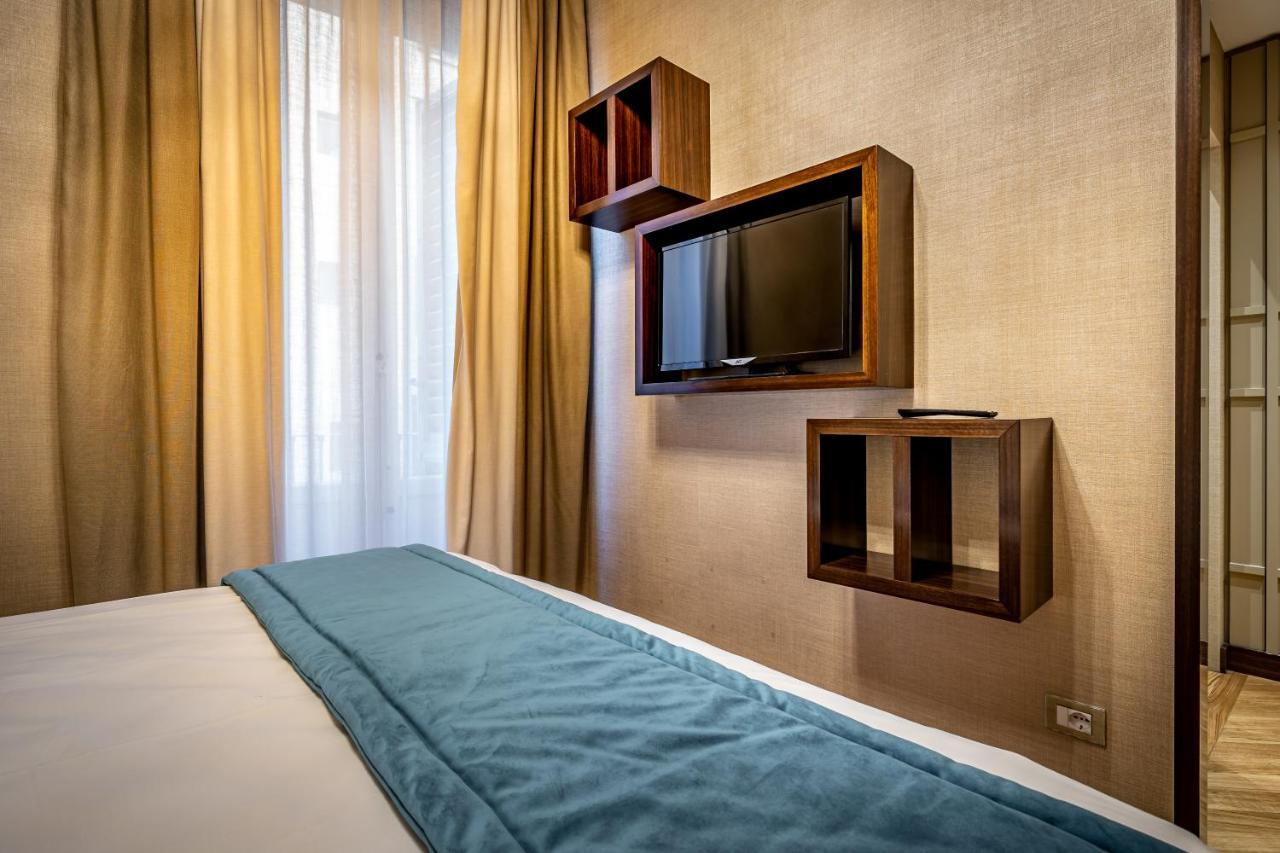 Yid Santa Maria Novella Suites Apt With Balcony ฟลอเรนซ์ ภายนอก รูปภาพ