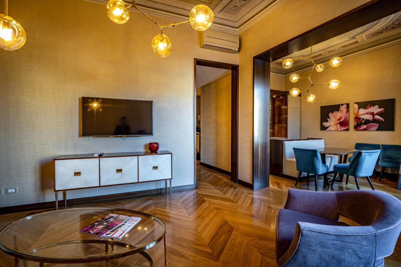 Yid Santa Maria Novella Suites Apt With Balcony ฟลอเรนซ์ ภายนอก รูปภาพ