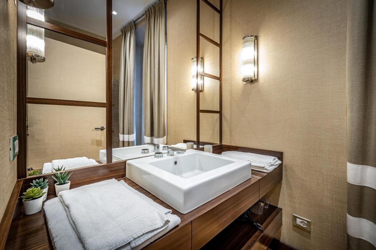 Yid Santa Maria Novella Suites Apt With Balcony ฟลอเรนซ์ ภายนอก รูปภาพ