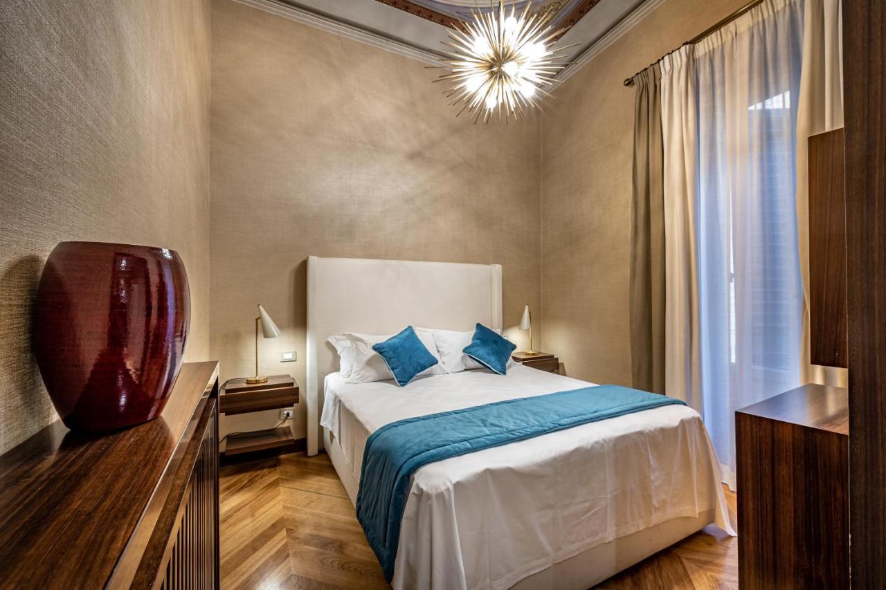 Yid Santa Maria Novella Suites Apt With Balcony ฟลอเรนซ์ ภายนอก รูปภาพ