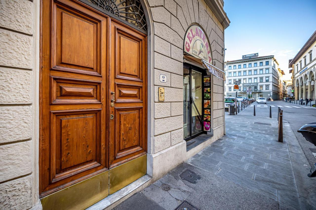 Yid Santa Maria Novella Suites Apt With Balcony ฟลอเรนซ์ ภายนอก รูปภาพ